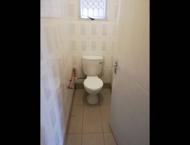 2 BEDROOM HOUSE TO LET IN REDCLIFFE